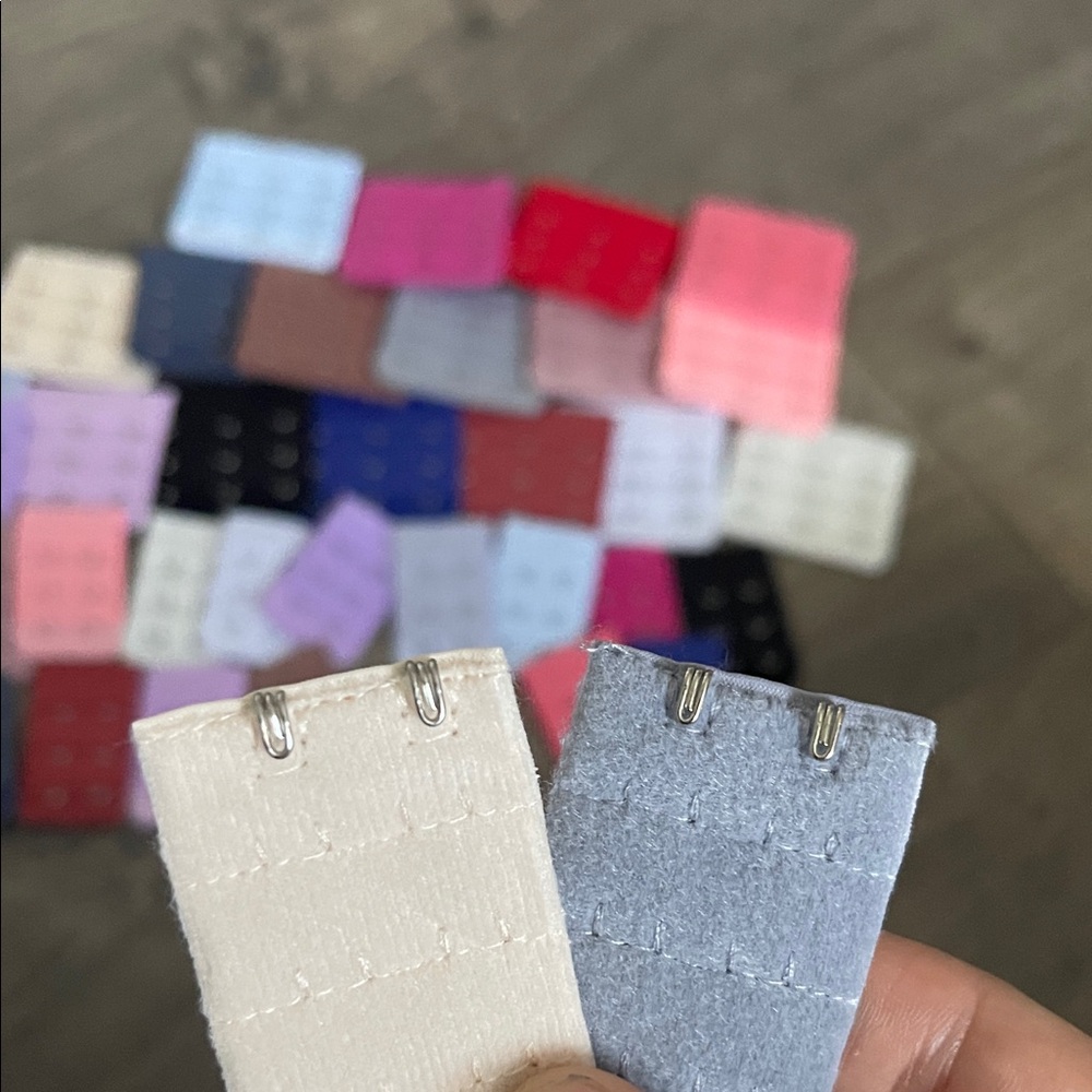 Colorful Bra Extender Set - Picture 4 of 4